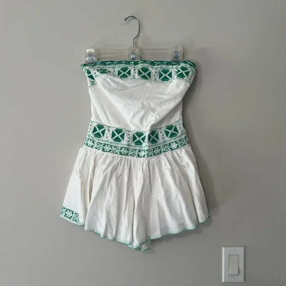 These Three Boutique White and Green Strapless Romper - Picture 4 of 9